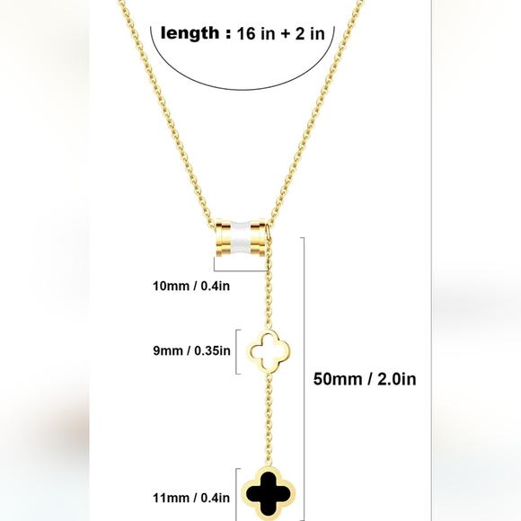 Beautiful 18K Gold Delicate Clover Charm Necklace - Picture 4 of 6